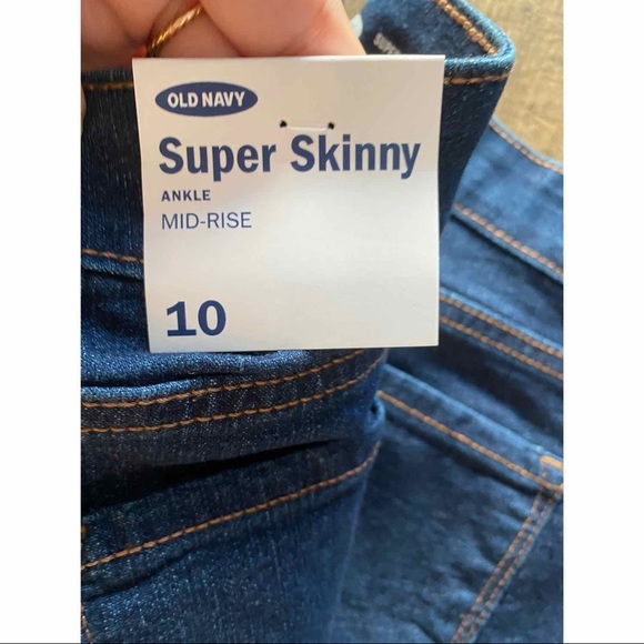 💥 SPRING CLEANING SALE | NEW Old Navy Mid-Rise Dark-Wash Super Skinnys - Picture 7 of 8